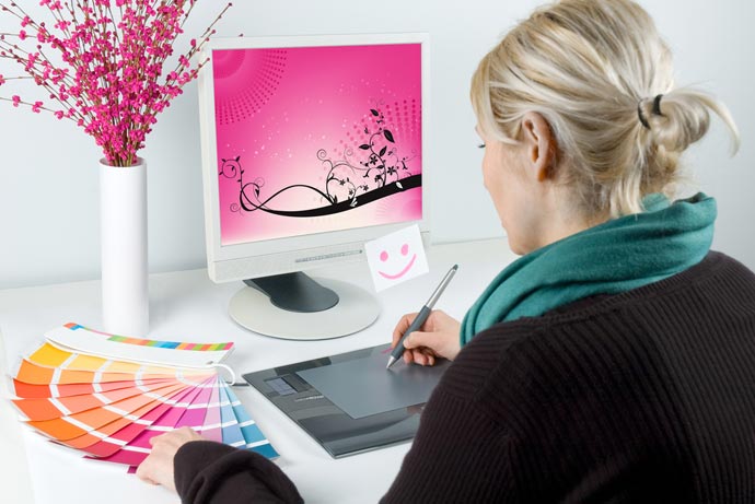 How to become a Graphic Designer